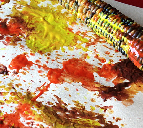 印地安玉米绘画为孩子们提供趣味瀑布
